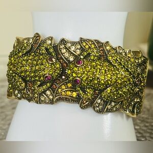 Heidi Daus 🆕 🐸 “Kissing Frogs” Clamper bracelet